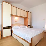 Mirjana V Apartman *