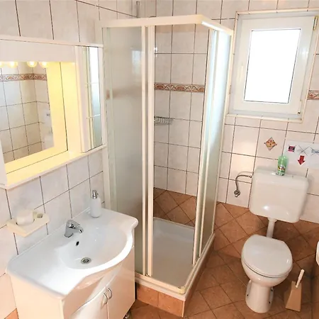 Mirjana V Apartment *