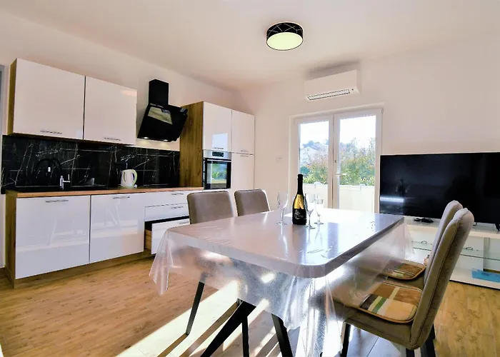 Mirjana V Apartamento
