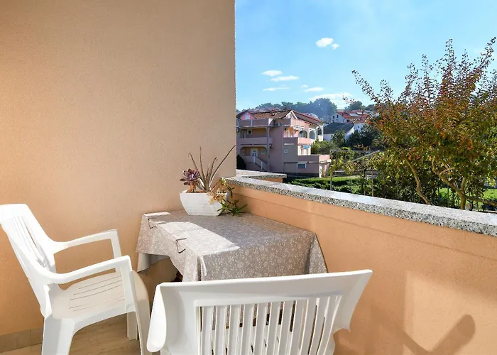 Apartamento Mirjana V *