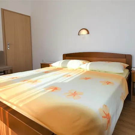 Mirjana V Apartmán